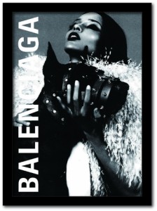 バレンシアガ BALENCIAGA Fashion Photography series2  FS-1010BK-A4 フレームカラー：ブラック サイズ：A4 kar-10130559s1  アートパネ