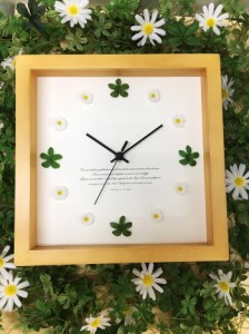 花と葉っぱの可愛い掛時計 Leaf＆Flower Clock  LF-1002 フレームカラー：ナチュラル 保証付 kar-9486390s2  アートパネル アートボード 