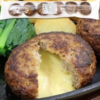 【伊藤ハム販売】 4種のとろけるチーズ入り極厚ハンバーグ 150G 冷凍