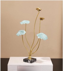 蓮花 蓮の花 スタイル 金属 装飾 彫像 F モダン アート 花立付き 蓮の葉 造花 枯れない インテリア 縁起 置物 陶器 プレゼント 仏壇用 仏