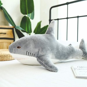 サメ ぬいぐるみ 特大 shark 抱き枕 鮫ぬいぐるみ プレゼント お祝い ふわふわ だきまくら 鮫 腰当てクッション インテリア 45cm ソファ