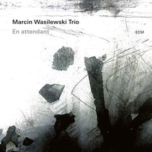 輸入盤 MARCIN WASILEWSKI TRIO / EN ATTENDANT [CD]