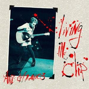 アーニー・ディフランコ / リヴィング・イン・クリップ （25周年記念盤） [CD]