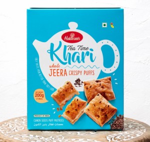  クミン味 カリ パイ(200g) Tea Time Khari WHOLE JEERA CRISPY PUFFS チャイと一緒に食べるスパイス味のパイ / インド お菓子 Hardirams