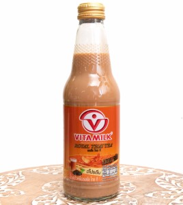  タイの豆乳 タイティー味 VITAMILK バイタミルク 300ml / ビタミルク 清涼飲料水 ( ) 食品 食材 お菓子 アジアン食品 エスニック食材