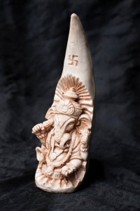  トゥースガネーシャ ホワイト 20cm / 神様 神様像 レジン インド 置物 エスニック アジア 雑貨