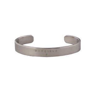 エムエム6メゾンマルジェラ レディース バングル ブレスレット/MM6 Maison Margiela Cuff Bracelet ロゴ フラット 平打ち バングル ブレ