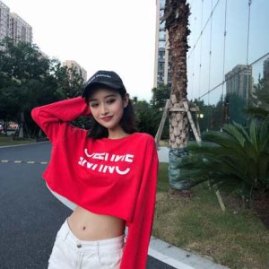 ロゴロンT トップス Tシャツ ショート ショート丈 袖あり 長袖 ラウンドネック 綿 かわいい シンプル カジュアル おしゃれ お洒落 かっこ