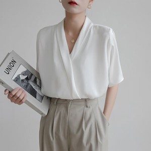 韓国ファッション日系 Vネック tシャツ レディース UVカットTシャツ シンプル 通勤 ブラウス レディース 着痩せ 半袖 トップス ブラウス 