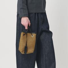 �r���[�e�B�[�����[�X ���i�C�e�b�h�A���[�Y�iBEAUTY&YOUTH�j/��LA UNIQA���В� BAG