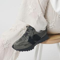 �r���[�e�B�[�����[�X ���i�C�e�b�h�A���[�Y�iBEAUTY&YOUTH�j/��New Balance��U327/�X�j�[�J�[