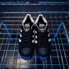 �r���[�e�B�[�����[�X ���i�C�e�b�h�A���[�Y�iBEAUTY&YOUTH�j/��adidas Originals���X�[�p�[�X�^�[82 GORE�|TEX �X�j�[�J�[