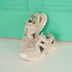 �r���[�e�B�[�����[�X ���i�C�e�b�h�A���[�Y�iBEAUTY&YOUTH�j/��Teva��HURRICANE XLT3 CT �T���_��