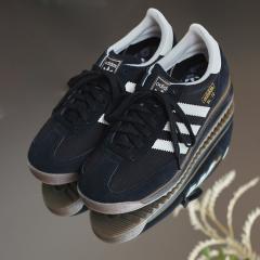 �V�b�v�X�iSHIPS�j/�ySHIPS EXCLUSIVE�zadidas: SL 72 RS