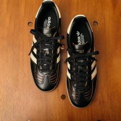 �V�b�v�X�iSHIPS�j/�ySHIPS EXCLUSIVE�zadidas: GAZELLE INDOOR LEATHER