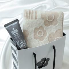 �}���[�N�����g�iMARY QUANT�j/�wWEB����x�G�b�Z���V�����Y �n���h�N���[�� �X�y�V�����Z�b�g