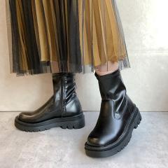 �k�[�x�����H�[�O �����b�N�X/�g���b�N�\�[���X�g���b�`�u�[�c