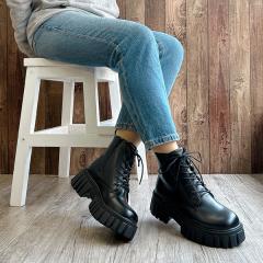 �k�[�x�����H�[�O �����b�N�X�iNOUBEL VOUG Relax�j/����g���b�N�\�[�� ���[�X�A�b�v�V���[�g�u�[�c