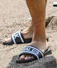 �E�m�s�D�E�m�E�O�@�[���g�� �����b�N�X�i1PIU1UGUALE3 RELAX�j/1PIU1UGUALE3 RELAX ���C�����S�V�����[�T���_��