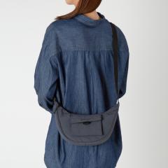 �`�����s�I���iChampion�j/�V�����_�[�o�b�O �O�����^ Champion 63893