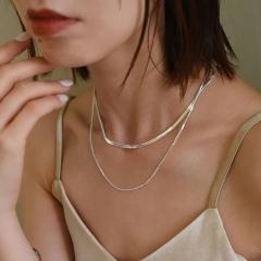 �X�^�C���istyiro�j/�����A�����M�[�Ή� �V���o�[925(�R�[�e�B���O) �l�b�N���X