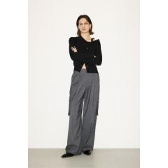 �X���C�iSLY�j/�yTHROW�zMANNISH CARGO �p���c