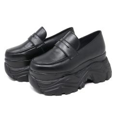 ���u�n���^�[�iLOVE HUNTER�j/������X�j�[�J�[�\�[�����[�t�@�[��2202