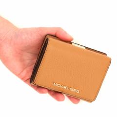 マイケル・コース（Michael Kors）/JET SET TRAVEL コンパクト ウォレット ミディアム