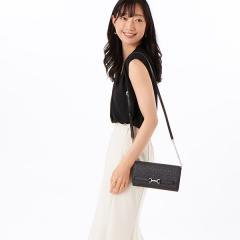 �}�C�P���E�R�[�X�iMichael Kors�j/CARSON LG WALLET ON A CHAIN �N���X�{�f�B