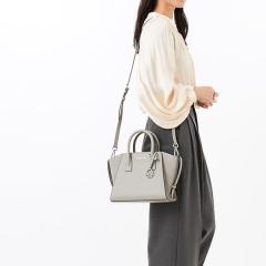 �}�C�P���E�R�[�X�iMichael Kors�j/AVRIL ���U�[ �X�G�[�h �g�b�v�W�b�v �T�b�`�F�� �X���[��