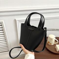 �~�j�~�j�X�g�A�iminiministore�j/�o�P�c�^ PU���U�[ �n���h�o�b�O �t��