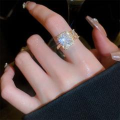 �~�j�~�j�X�g�A�iminiministore�j/�I�[�v�������O ���f�B�[�X �嗱�w�֊؍�