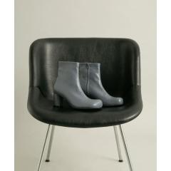 KBF�iKBF�j/�X�e�b�`�f�U�C�����E���h�g�D�u�[�c