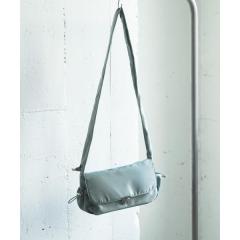 �Z���X�I�u�v���C�X�o�C�A�[�o�����T�[�`�iSENSE OF PLACE�j/�i�C�����t���b�v�V�����_�[�o�b�O