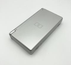 ニンテンドーDS本体　& 人気ソフト5つとカバー付き ニンテンドーDS本体 & 人気ソフト5つとカバー付きの通販はau PAY