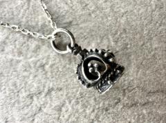 �A���e�B�[�N�N���E���E�y���_���g�@�V���o�[�y���_���g �X�e�����X�l�b�N���X �����Y ���f�B�[�X