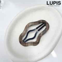 �j���A���X���C���`�F�b�N���ς�����w�A�s�� - ���s�X�iLUPIS�j
