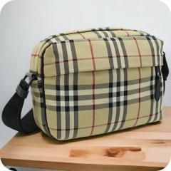 �o�[�o���[ �΂ߊ|���V�����_�[�o�b�O �����Y �u�����h BURBERRY �i�C���� ���[�}�j�A 8084111 ARCHIVE BEIGE �}���`�J���[ �o�b�O