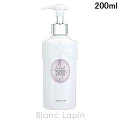 �W���X�`���A�[�g JILL STUART �z���C�g�t���[���� �E�H�[�^�[�g���[�g�����g 200ml �w�A�g���[�g�����g [613193]