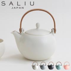 SALIU TE }{  yr}{  330ml t  Z {  YUI 3058