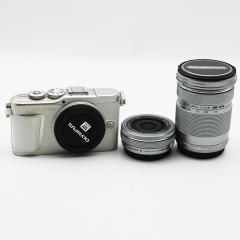 OLYMPUS オリンパス ペン PEN E-PL9 EZ ダブルズームキット ホワイト ショット回数：4416回 元箱あり 中古良品