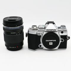 OLYMPUS IpX OM-D E-M5 Mark?V 14-150mm?U YLbg Vo[ Vb^[񐔁F1833  ÓL