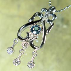 �����h���u���[�g�p�[�Y�E�y���_���g�E10���E�n�[�g