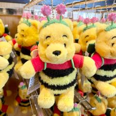 くまのプーさん　ぬいぐるみバッジ　セット Amazon.co.jp: くまのプーさん 干支 ぬいぐるみバッジ 買い物袋