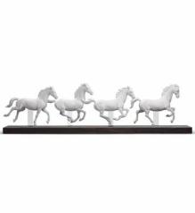 h UNBREAKABLE SPIRIT 01009086 n LLADRO