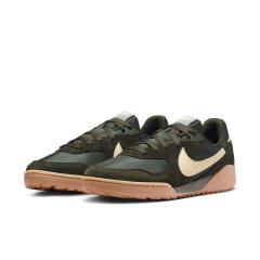 NIKE iCL e }^ XG[h Y Xj[J[ ZRCA/RRibc~N IM6483-300