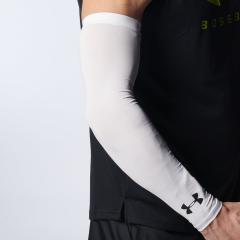 �A���_�[�A�[�}�[ UA�q�[�g�M�A �A�[���X���[�u �A�[���J�o�[ �z���C�g 1313490-100
