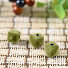 �t���b�L�[�r�[�Y ���ʑ� �J�[�L �� ��10mm ��1cm 4�� �ʂ��� �t���b�L�[ �r�[�Y �x���A �x���x�b�g �L���[�u �l�p ���� �p�[�c