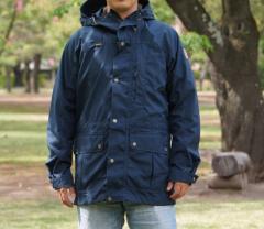  �k���E�t�B�������h�̃A�E�g�h�A�u�����h�y�r���������z�}�E���e���p�[�J�[�y�m�����������z