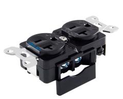 FURUTECH �t���e�b�N �n�C�O���[�h20A �ǃR���Z���g GTX-D-NCF(R�j ���W�E�����b�L